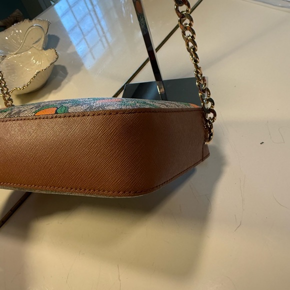 NWOT Rare Print Michael Kors Crossbody - Picture 4 of 11